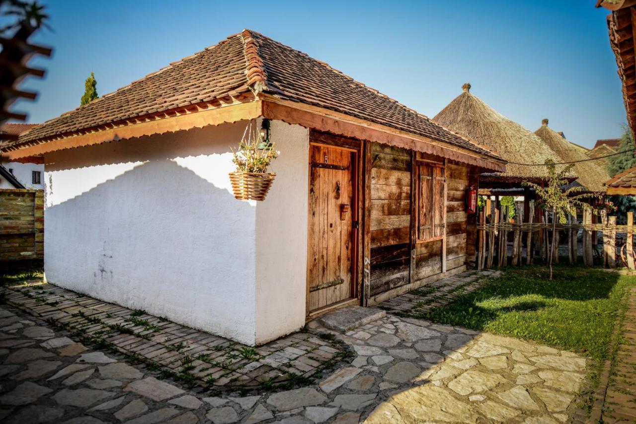 Srpsko Andrejevo Selo Motel Belgrade Exterior photo